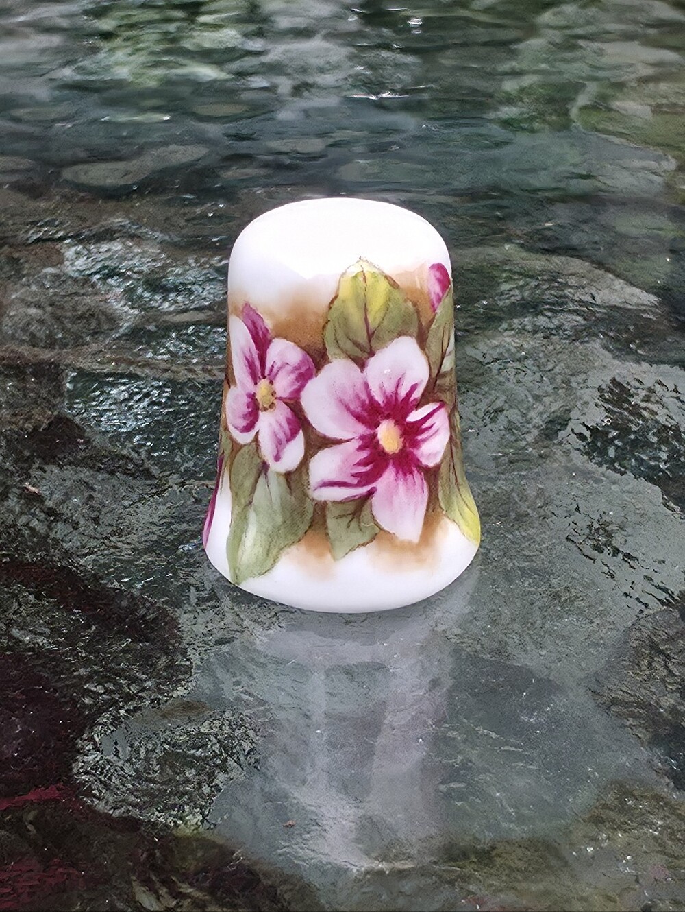 Vintage Ceramic Nova Scotia Thimble